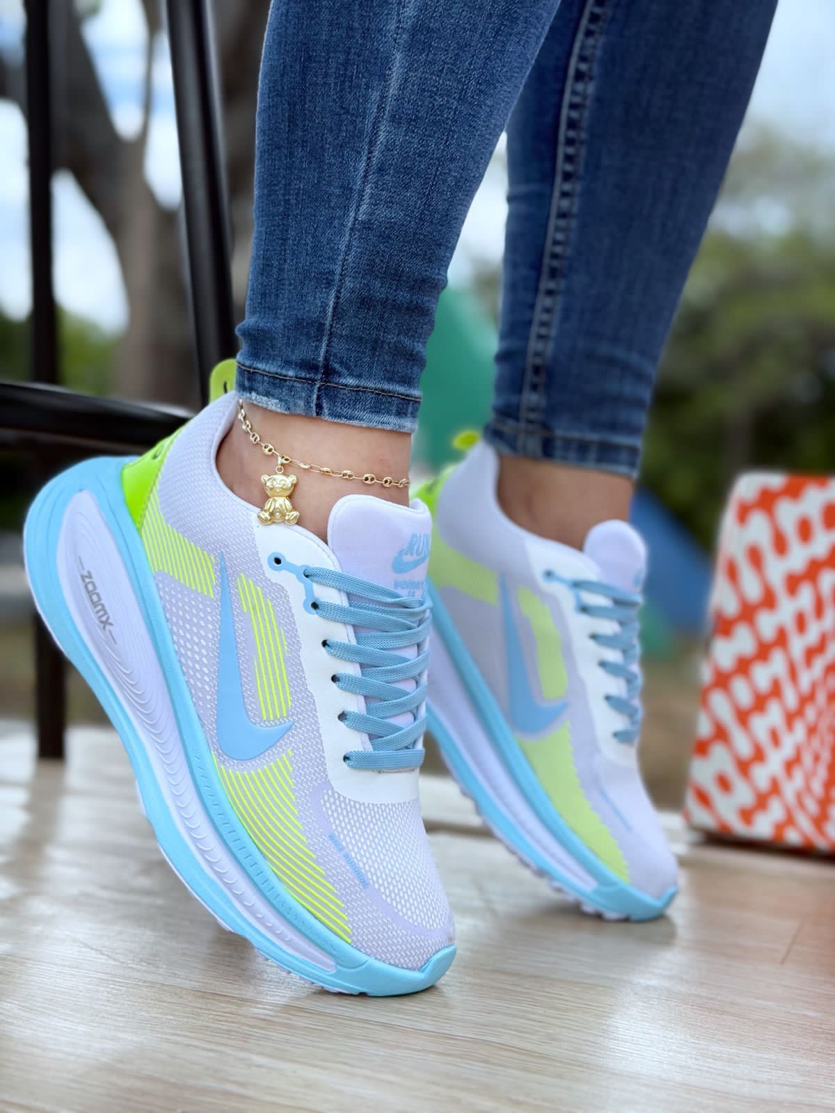Nike Vomero Dama Blanco Azul Mt